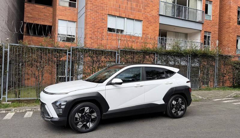 hyundai kona limited hibrida 2025 - imagen 1