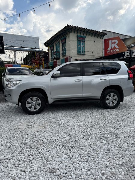 Toyota Txl 2024 diésel - imagen secundaria 2