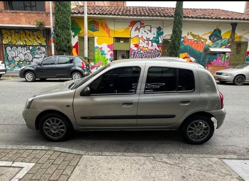 Renault Clio Campus 2015 - imagen secundaria 2