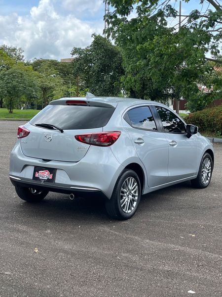 MAZDA 2 GRAN TOURING LX UNICO DUEO - imagen secundaria 2