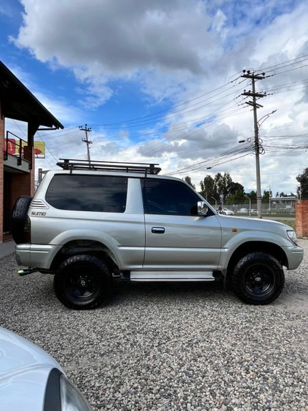 Toyota Prado Sumo 2.7 2005 - imagen secundaria 2