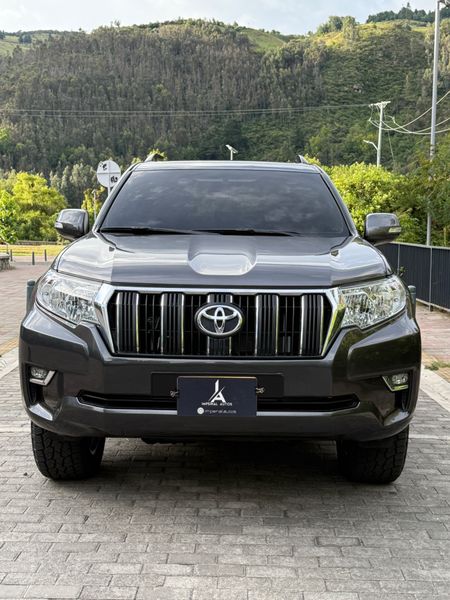 TOYOTA PRADO TXL 2019 - imagen secundaria 2