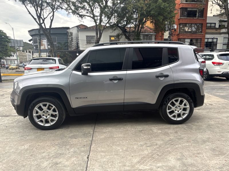 JEEP RENEGADE SPORT 1.8 MECANICO 2022 - imagen secundaria 1