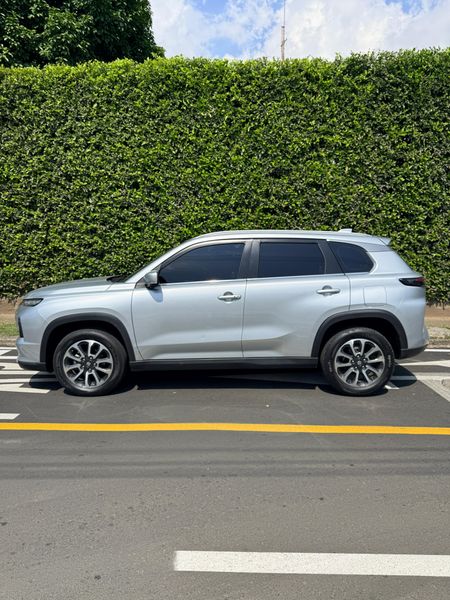 Suzuki Grand Vitara Híbrida modelo 2025 Versión All Grip - imagen secundaria 1