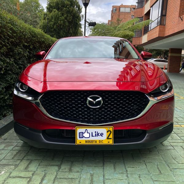 MAZDA CX-30 HÍBRIDA GRAND TOURING 2024  15.000 KM  ÚNICO DUEO  SIN PRENDA. NO RECIBO OTROS. - imagen secundaria 1