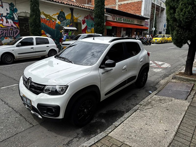 RENAULT KWID OUTSIDER 2022 - imagen secundaria 2