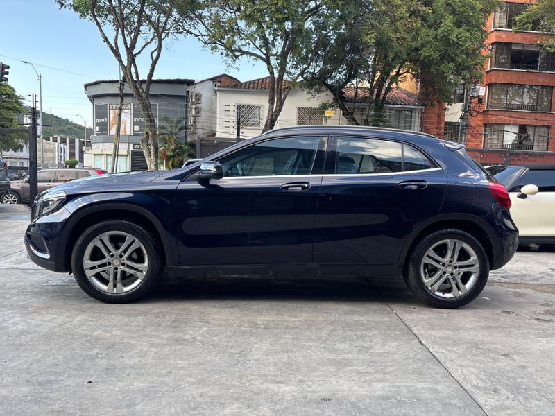 MERCEDES-BENZ GLA 200 1.6 TURBO AT 2017 - imagen secundaria 1