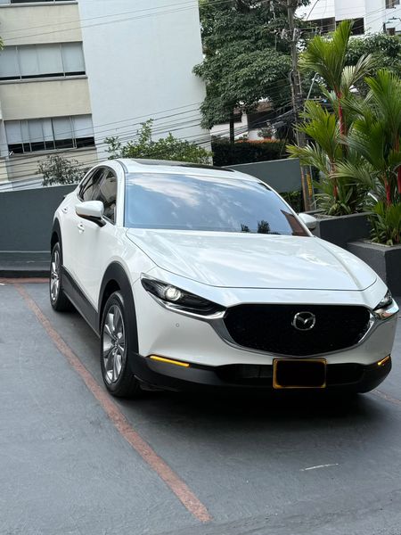 Mazda cx30 Grand touring 2.0 - 2023 - Híbrida - 45.000km - único D - imagen secundaria 1