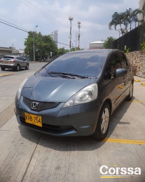 HONDA FIT 2010 - imagen secundaria 2