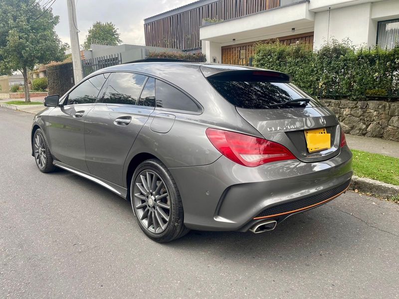 Mercedes Benz CLA 200 shooting break edición especial - imagen secundaria 2