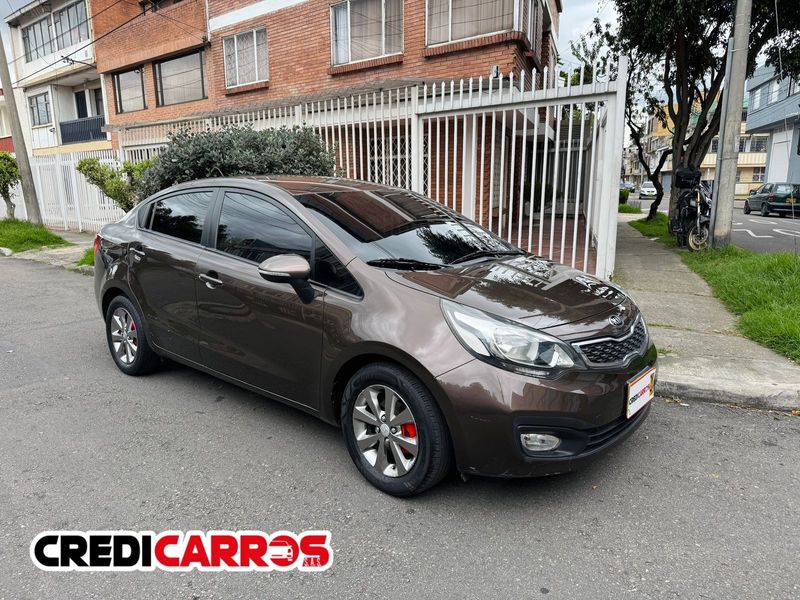 Kia rio UB EX AT 2013 - imagen secundaria 2