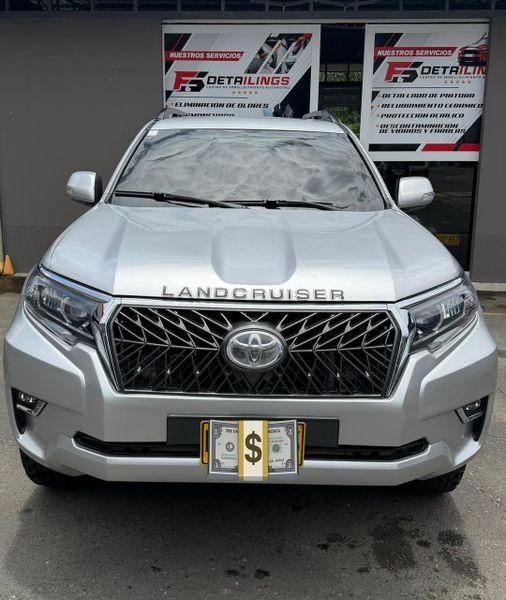 Toyota prado TX sumo 2011 - imagen secundaria 2