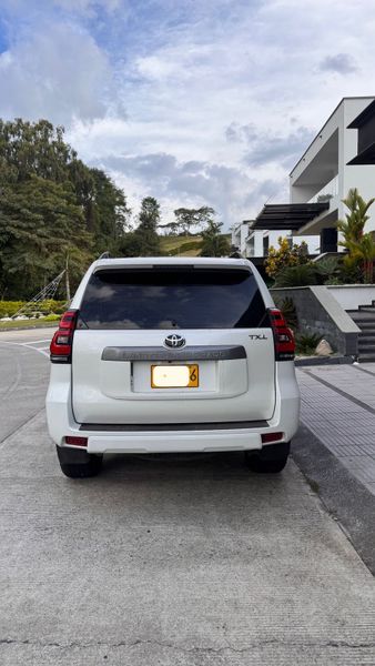 Toyota Prado TXL 2021 DIESEL - imagen secundaria 2