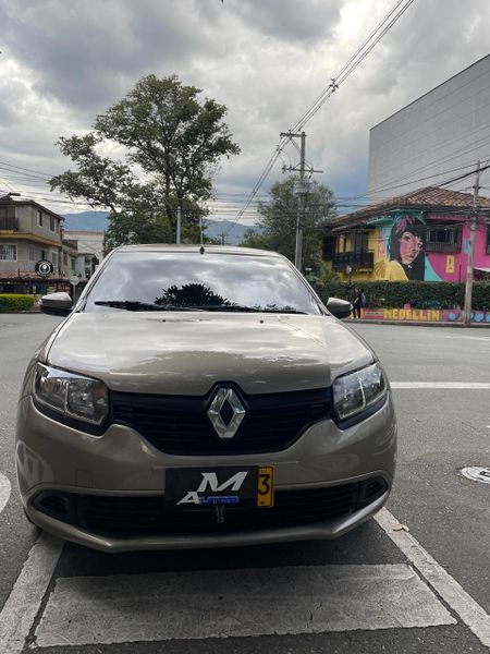 Renault logan - imagen secundaria 1