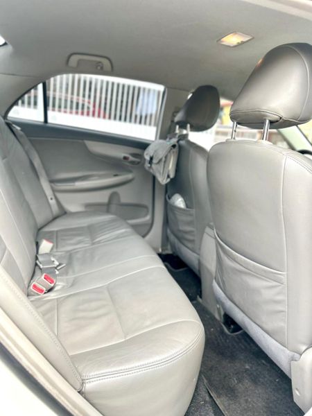 TOYOTA COROLLA XLi MT 1600CC MOD 2011 - imagen secundaria 1