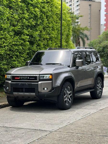 TOYOTA PRADO TXL DIESEL BII - imagen secundaria 1