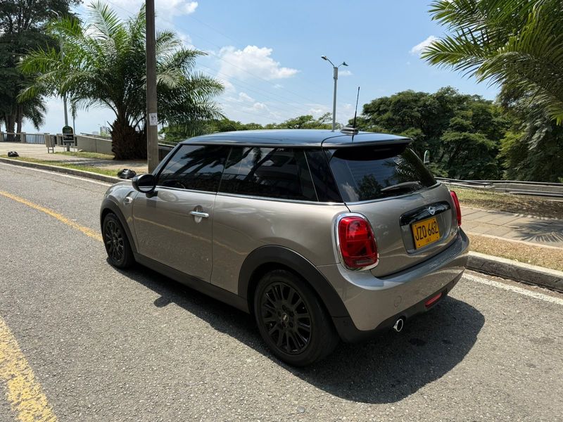 MINI COOPER 2021 AUTOMÁTICO - imagen secundaria 2