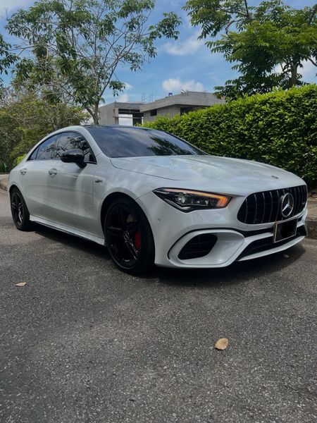 Mercedes Benz CLA 45S AMG 2023 - imagen secundaria 2