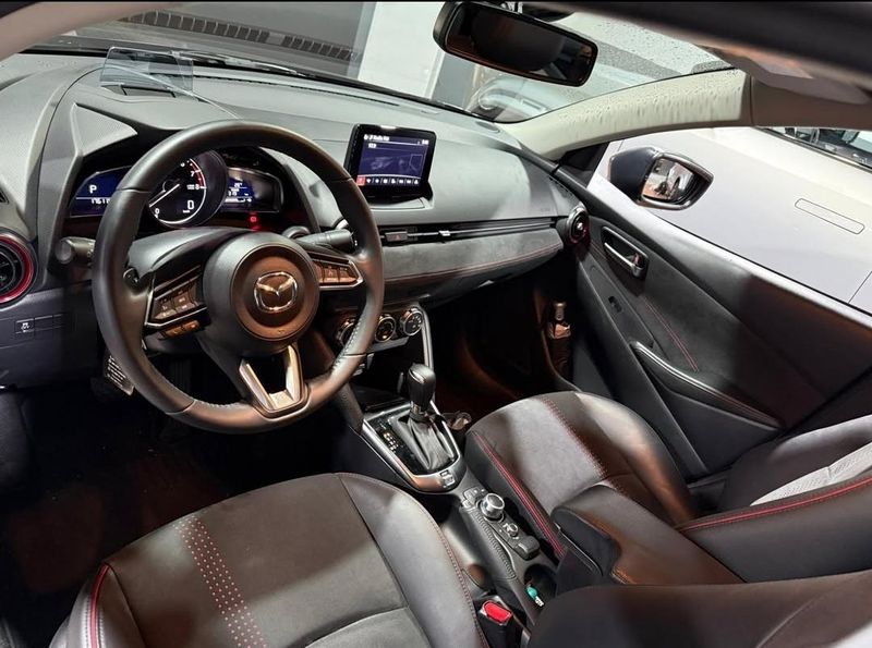 Mazda 2 Grand Touring LX 2025 - imagen secundaria 1