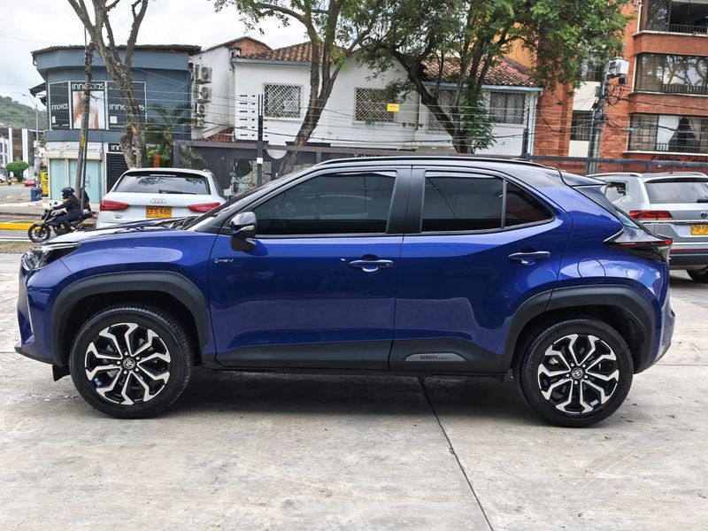 TOYOTA YARIS CROSS XLS HÍBRIDA 1.5 AT 2025 - imagen secundaria 1