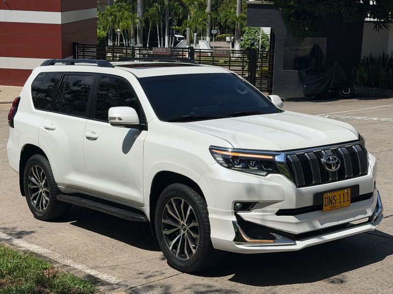 Toyota Prado txl 2017 diesel blindaje 2 plus - imagen secundaria 1