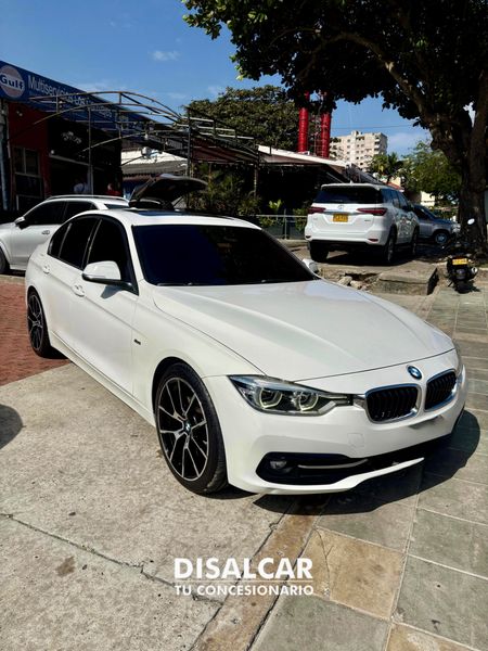 BMW 318 BLINDADO 2018 - imagen secundaria 1