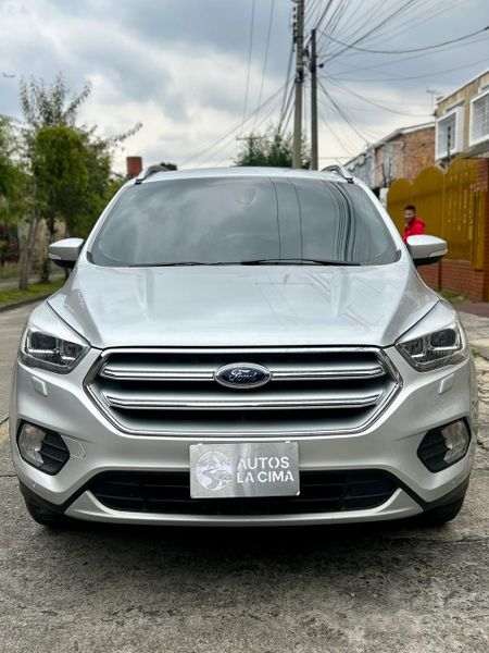 FORD ESCAPE TITANIUM TP 2.0cc 4X2 MOD 2020 - imagen secundaria 1