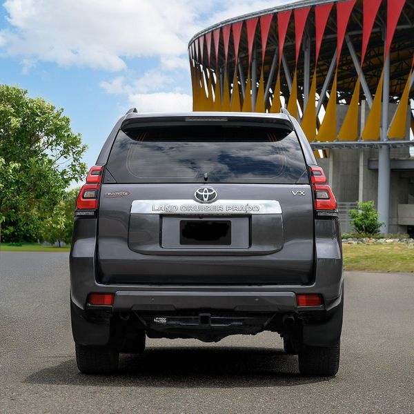 TOYOTA PRADO VX 2019 - imagen secundaria 1