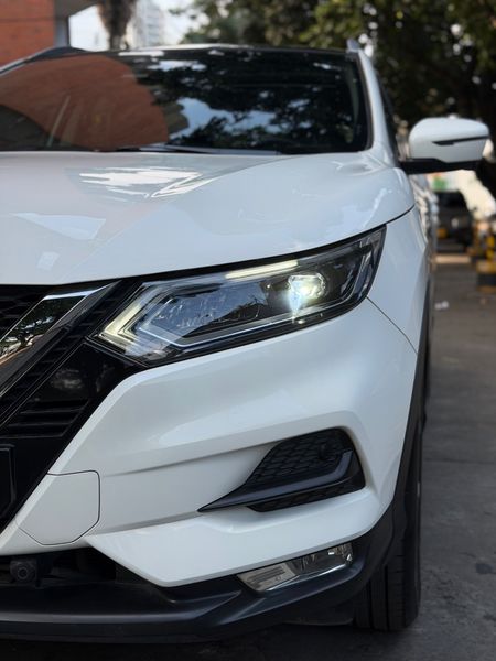 Nissan Qashqai Exclusive 2020 4x4 - imagen secundaria 2