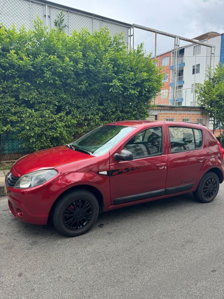 Renault Sandero GtLine 2011 - imagen secundaria 2