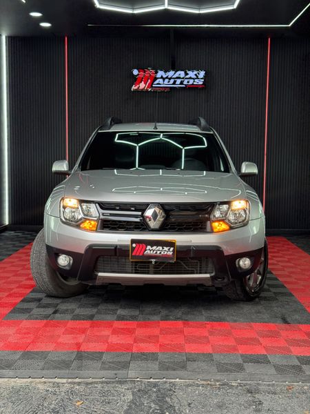 RENAULT DUSTER DYNAMIQUE 2020 2.0L MECANICA 4X4 PLATA KMS 134.000 - imagen secundaria 1
