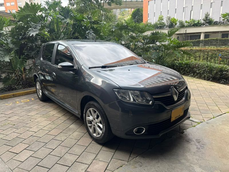 Renault Sandero 2017 AT - imagen secundaria 2