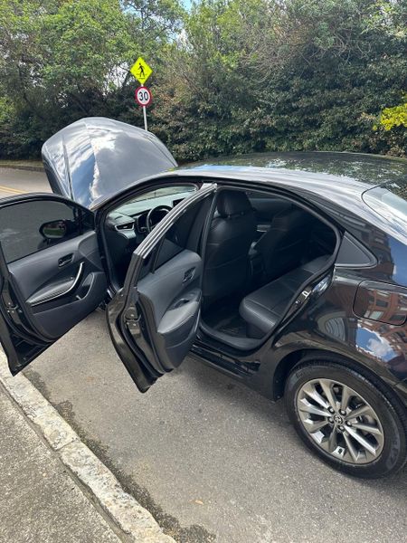 Toyota Corolla Híbrido 2022  46.000 km - imagen secundaria 1