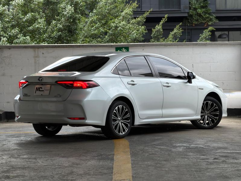 Toyota Corolla Seg híbrido 2023 - imagen secundaria 1