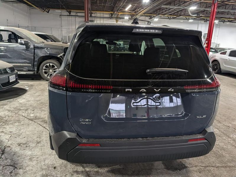 TOYOTA RAV 4 CLOUD STORM BLACK XLE PREMIUM - imagen secundaria 1