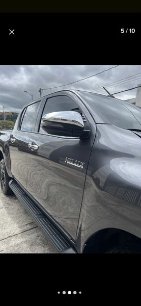 Toyota Hilux srx 2.8 2023 - imagen secundaria 2