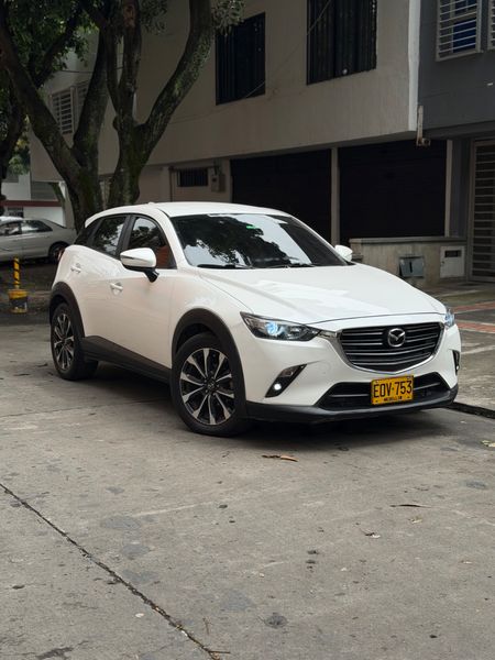 Mazda CX3 Touring automática 2019 - imagen secundaria 2