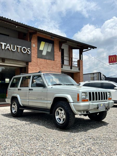Jeep Cherokee Ladero 4.0 1997 GAS - imagen secundaria 1