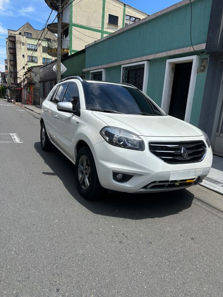 Renault koleos Dynamique Bose 2.5 - imagen secundaria 1