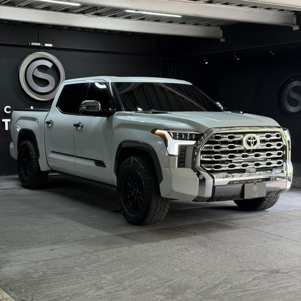 Toyota Tundra 1794 Edition 2022 Blindaje 2 Plus - imagen secundaria 2