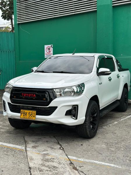 TOYOTA HILUX 2017 2.4 DIÉSEL 4x4 MECÁNICA - imagen secundaria 2