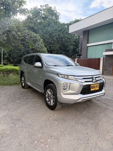 Mitsubishi Montero Sport 4x2 - imagen secundaria 2