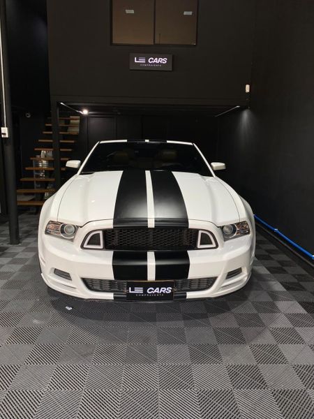 Ford Mustang 2013 - imagen secundaria 1