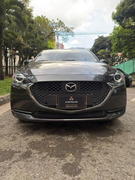 Mazda 2 Touring Sedan 2021 - imagen secundaria 1