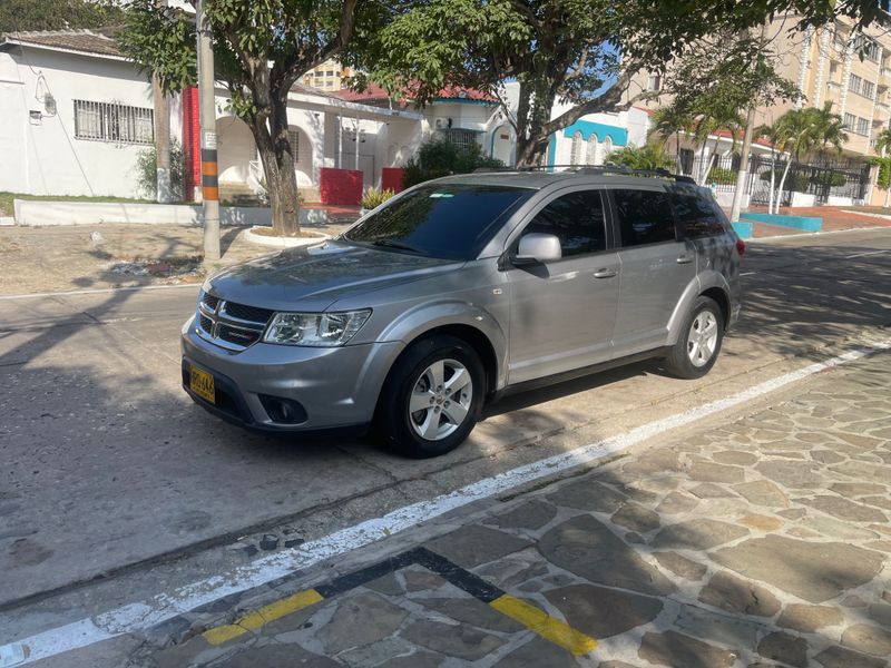 Dodge Journey SE - imagen secundaria 1