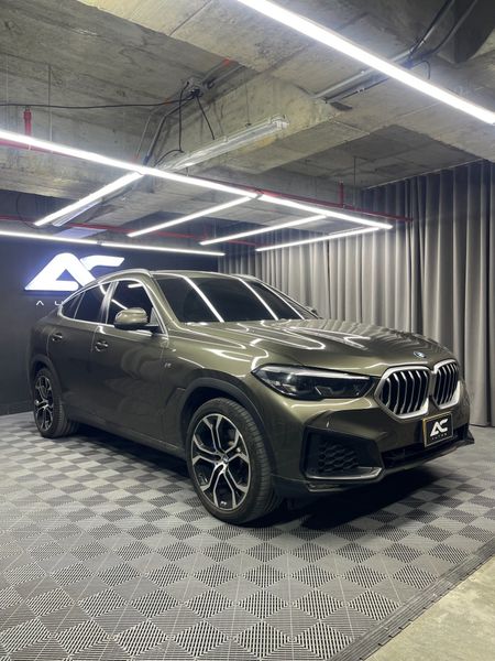 BMW X6 3.0 Xdrive40i Paquete M - imagen secundaria 2