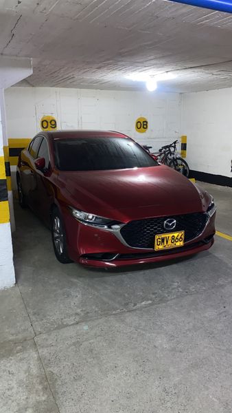 Mazda 3 2020 automático Touring - imagen secundaria 1