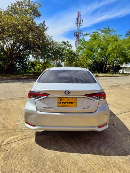 Toyota Corolla Xei Hibrido 2022 - imagen secundaria 2