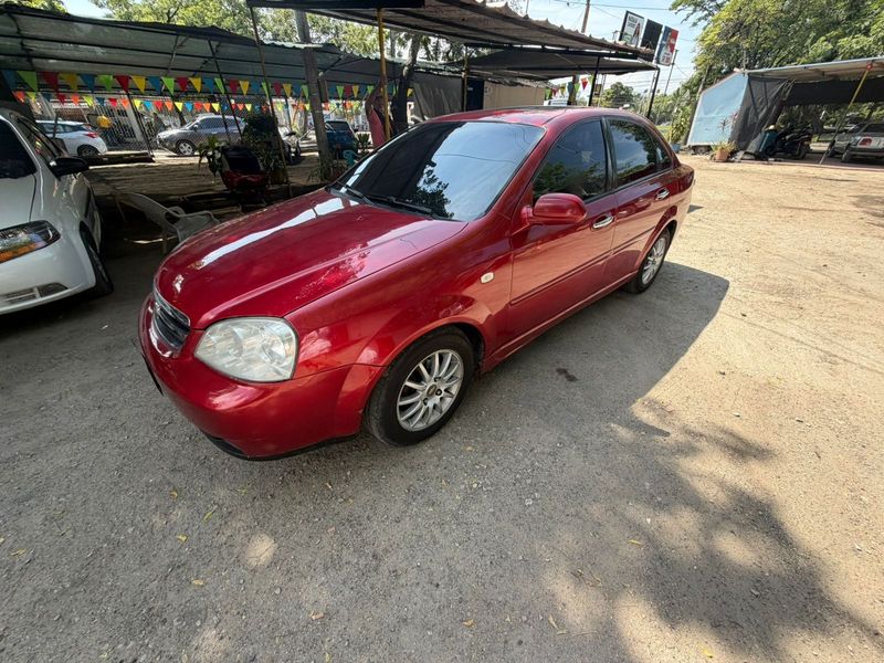 Chevrolet Optra 1.4 edición limitada 2006 - imagen secundaria 1