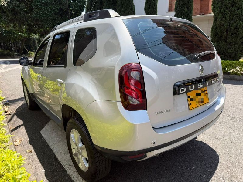 Renault Duster 2.0 Dynamique Aut. - 2017 - imagen secundaria 2